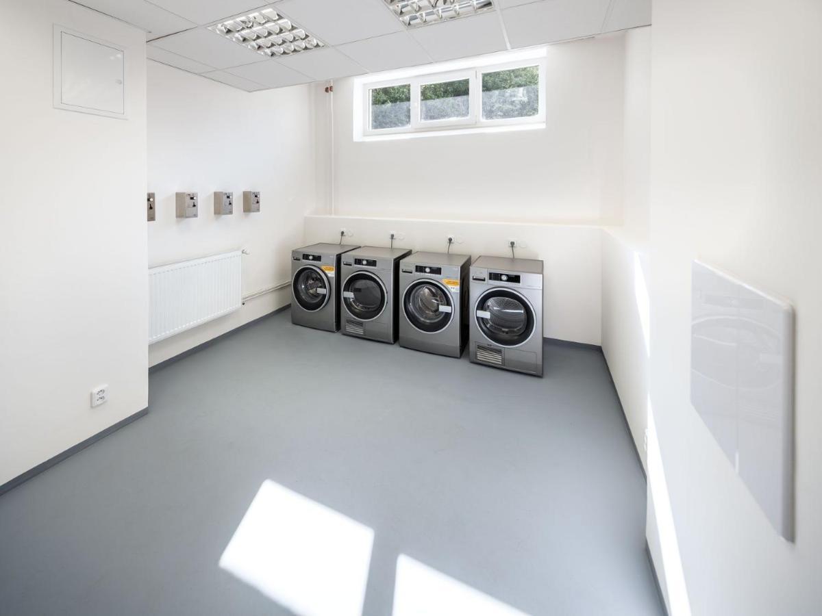 Wellness Studio! Finnish Sauna, Whirlpool, Gym & More! Praag Buitenkant foto