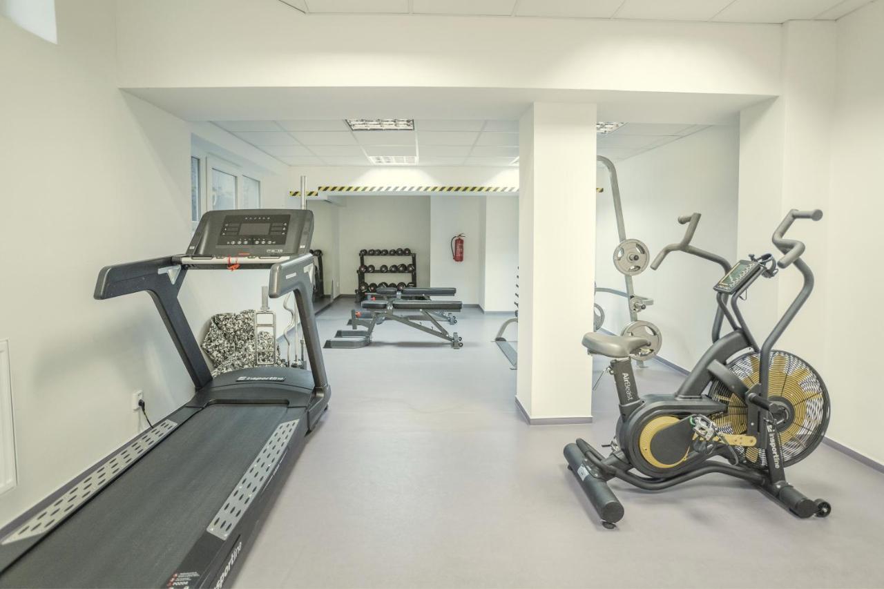 Wellness Studio! Finnish Sauna, Whirlpool, Gym & More! Praag Buitenkant foto